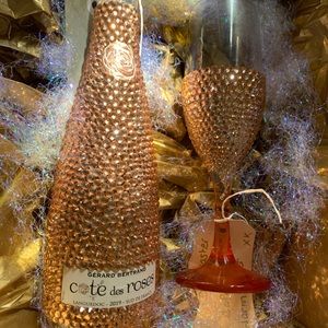 Wine bottle with matching glass